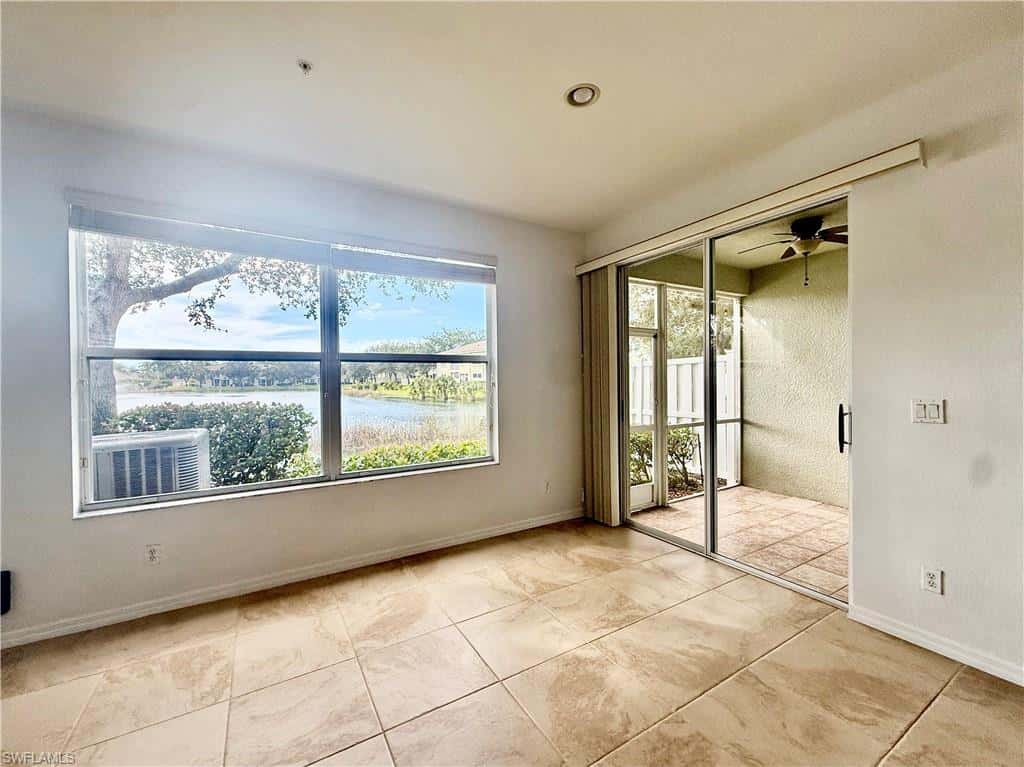 1370 Mariposa Cir #22105, Naples, photo 9