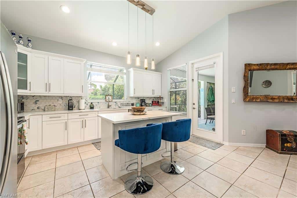 2358 Kings Lake Blvd, Naples, photo 4