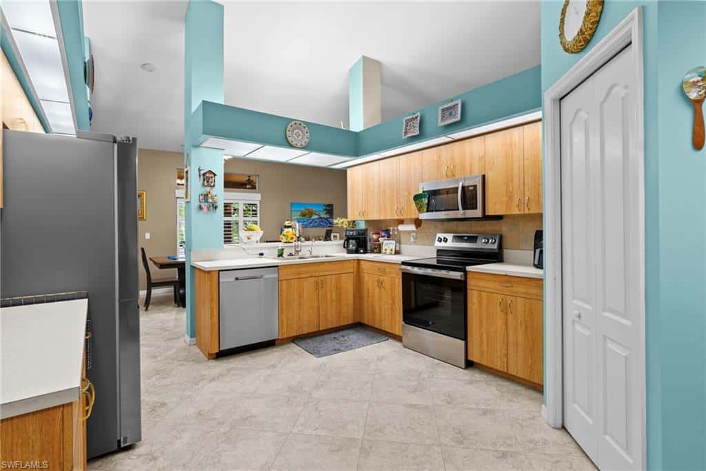 619 Parkdale Blvd, Lehigh Acres, photo 16