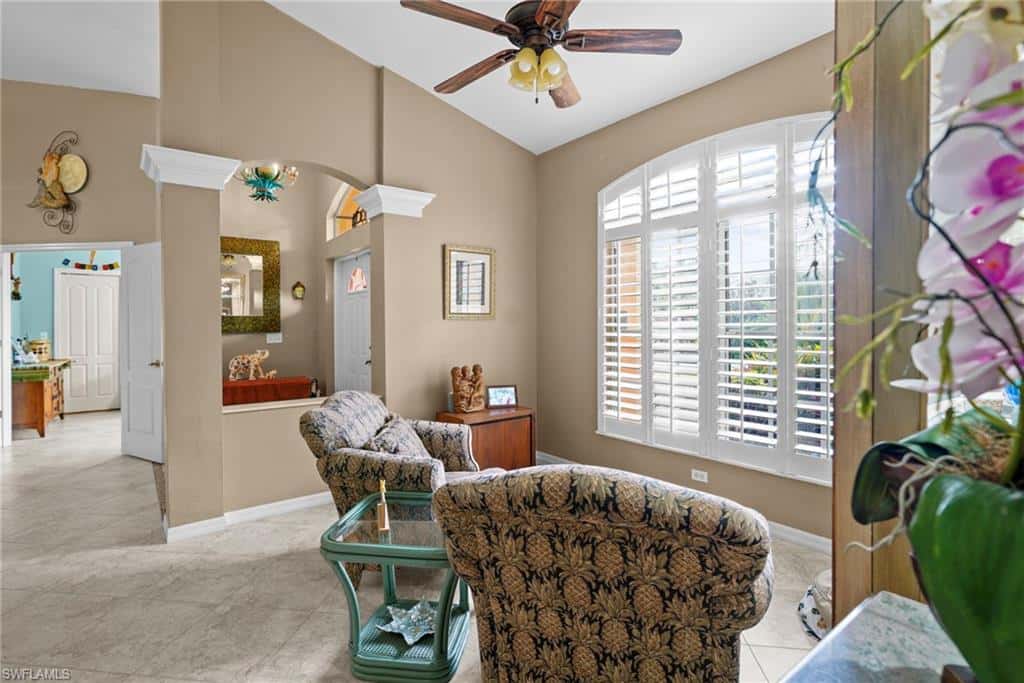 619 Parkdale Blvd, Lehigh Acres, photo 4