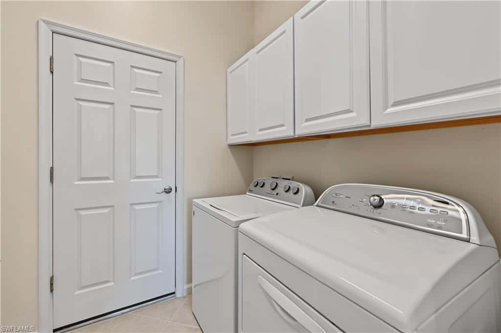 10523 Yorkstone Dr, Bonita Springs, photo 27