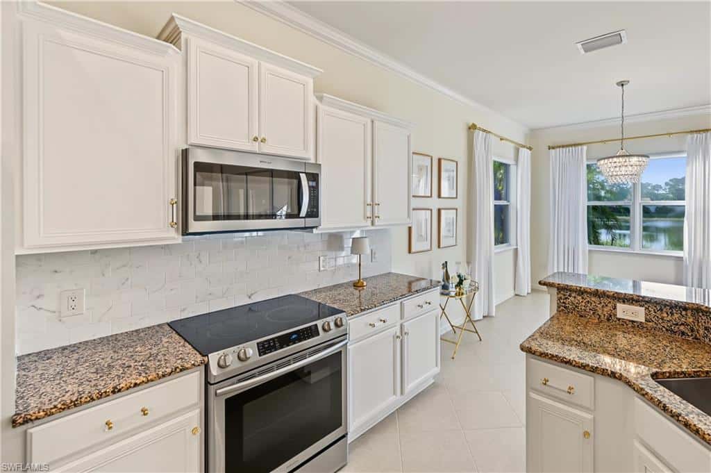 10523 Yorkstone Dr, Bonita Springs, photo 16