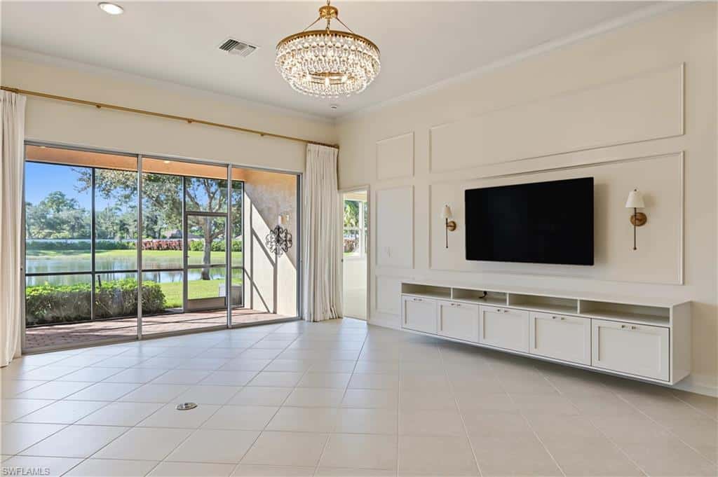 10523 Yorkstone Dr, Bonita Springs, photo 4