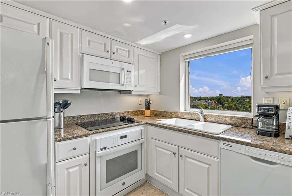 480 Collier Blvd #701, Marco Island, photo 4