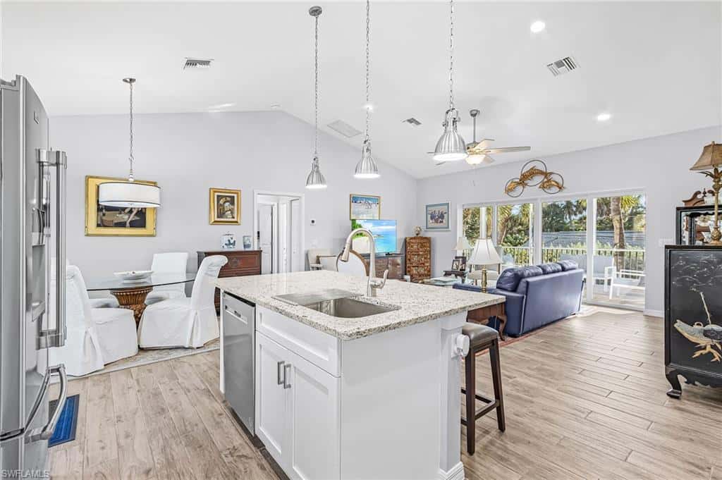 9226 Kincaid Ct, Sanibel, photo 11