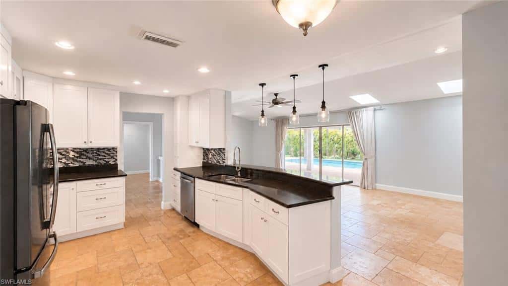 1089 Nottingham Dr, Naples, photo 9