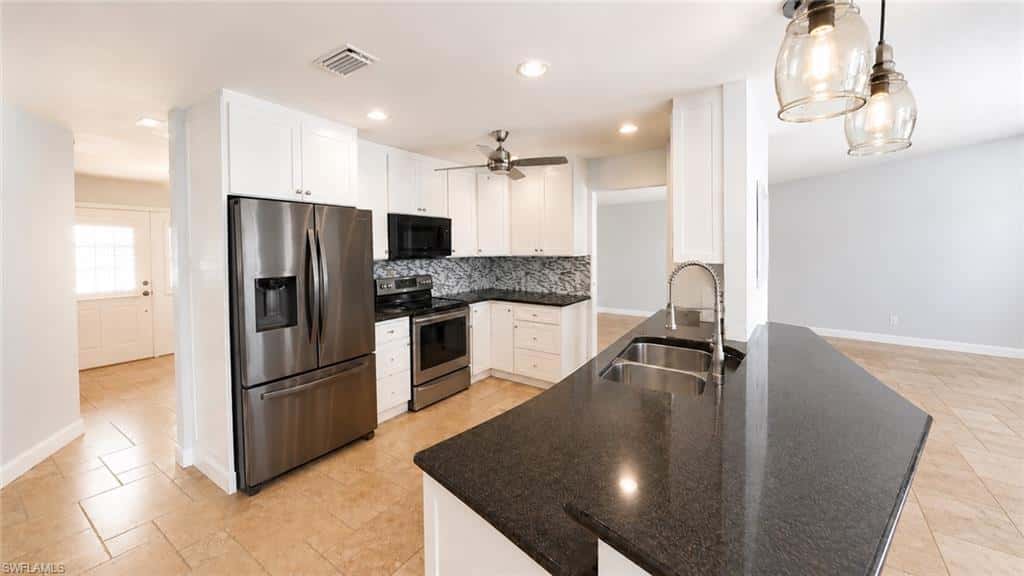 1089 Nottingham Dr, Naples, photo 10