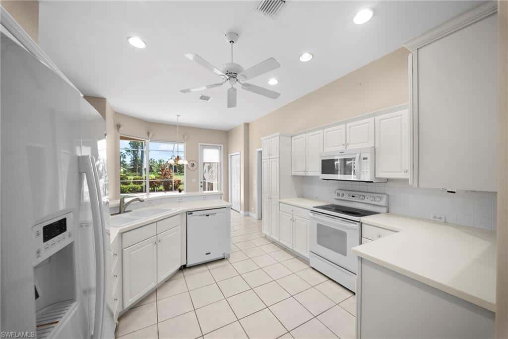 8252 Allendale Ct, Naples, photo 10
