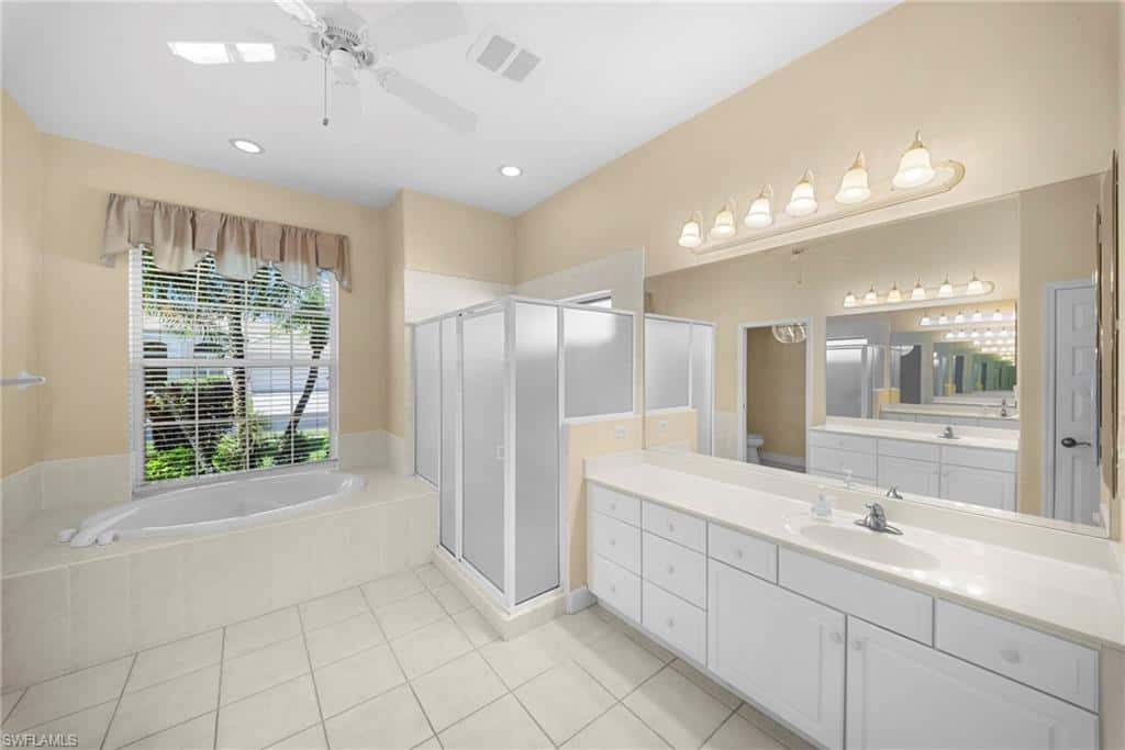 8252 Allendale Ct, Naples, photo 21
