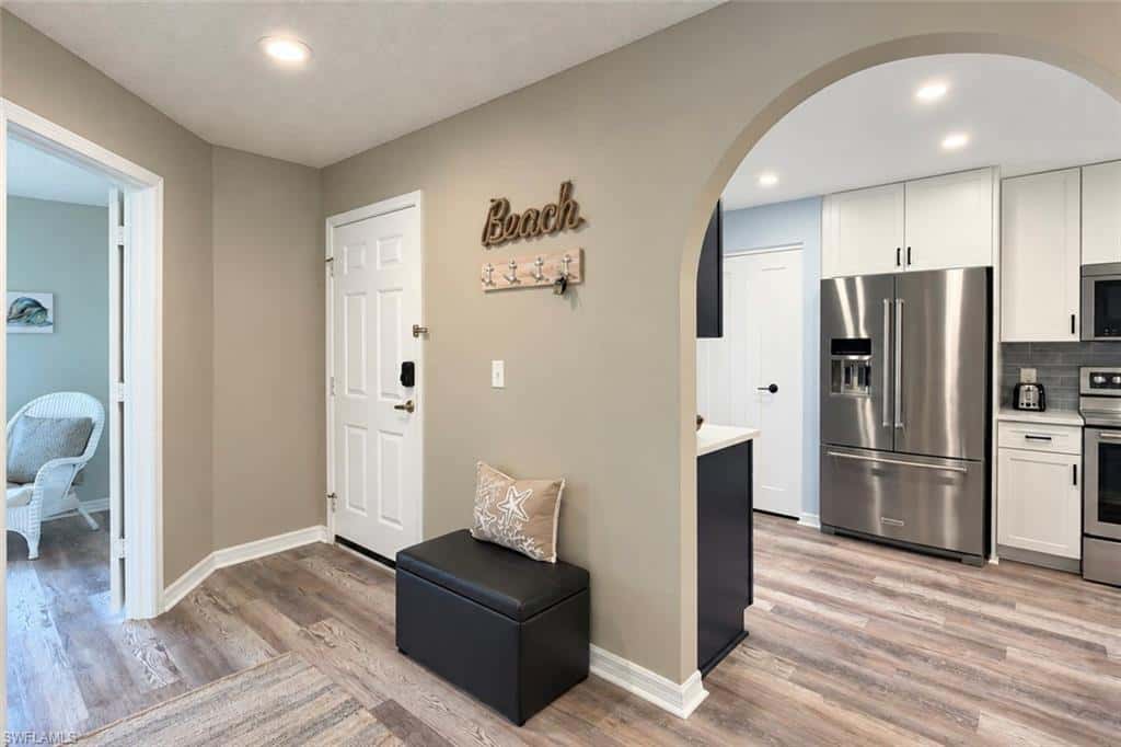 595 Mardel Dr #408, Naples, photo 5