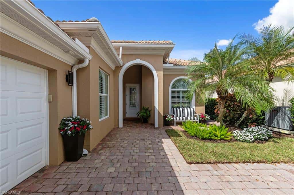 28510 Guinivere Way, Bonita Springs, photo 4