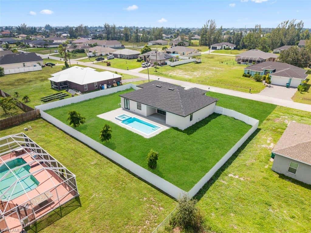 1835 20th Pl, Cape Coral, photo 9