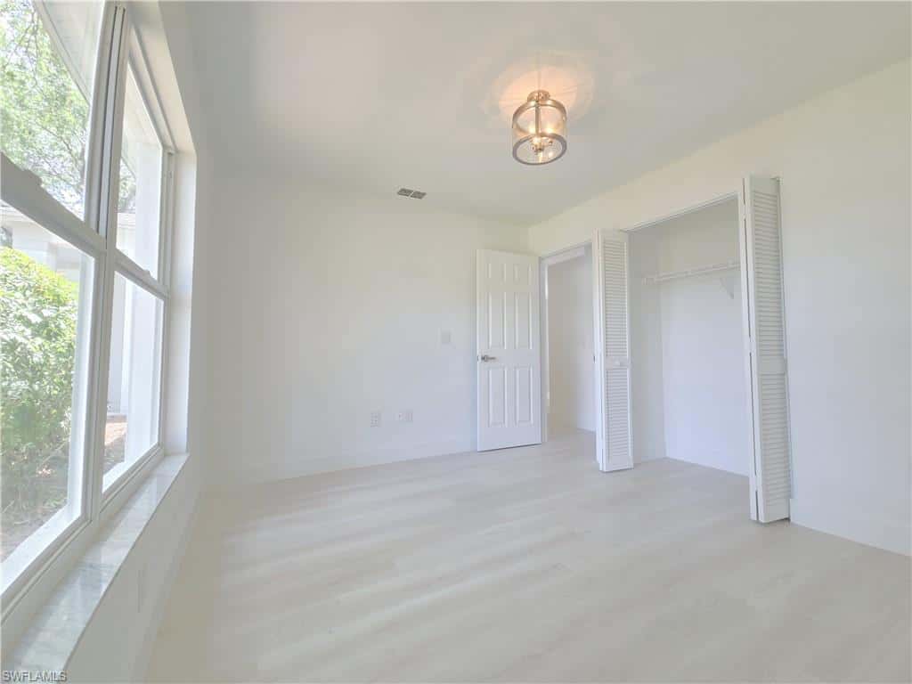 687 Grove Dr, Naples, photo 10