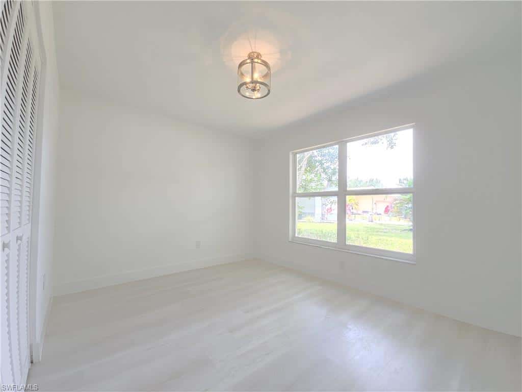 687 Grove Dr, Naples, photo 11