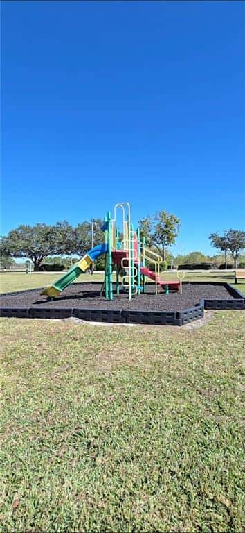 687 Grove Dr, Naples, photo 31