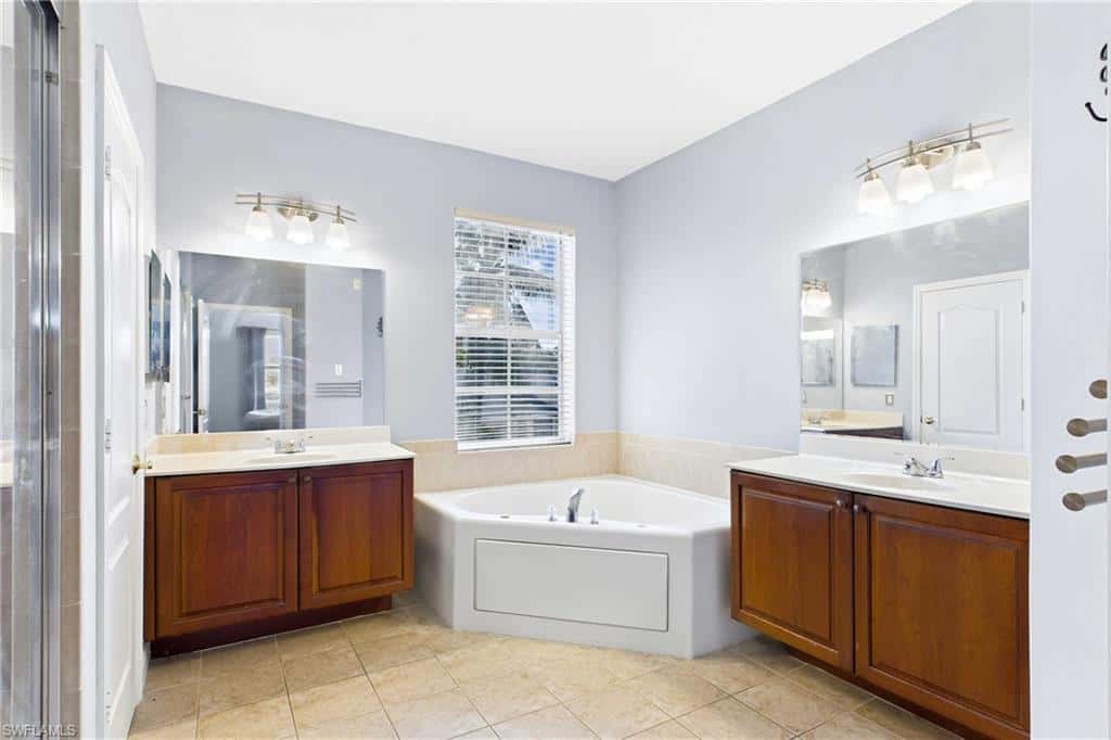 3028 Lake Butler Ct, Cape Coral, photo 29