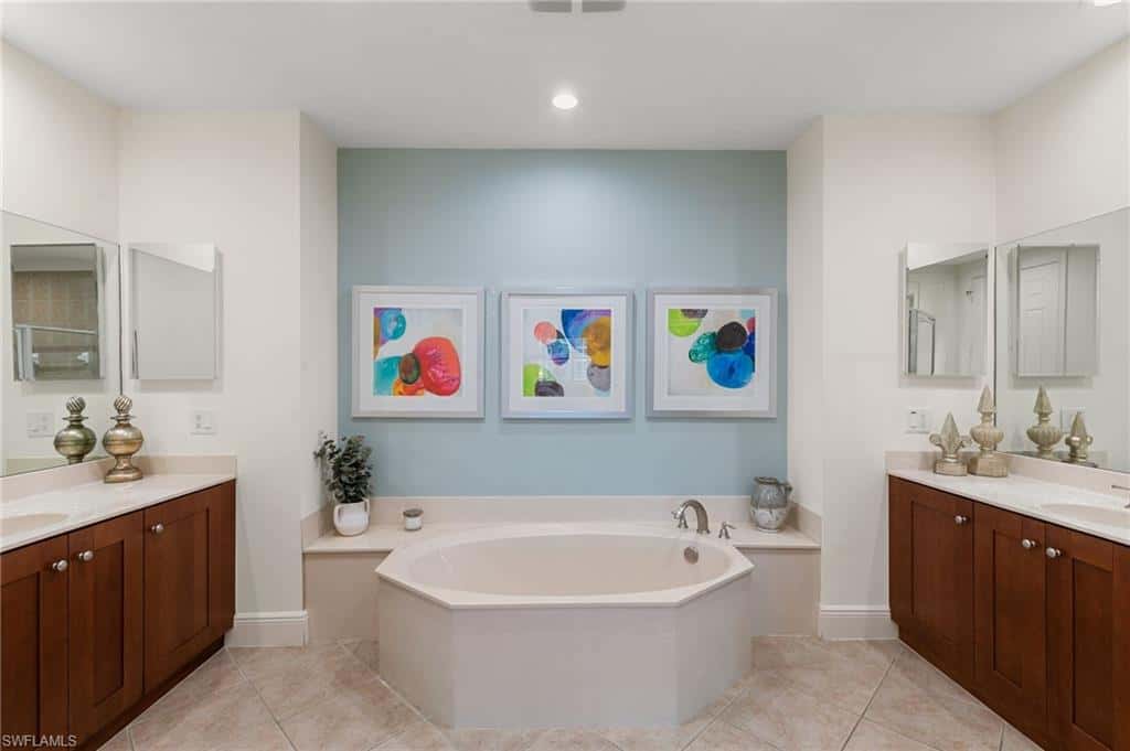 9224 Campanile Cir #101, Naples, photo 22