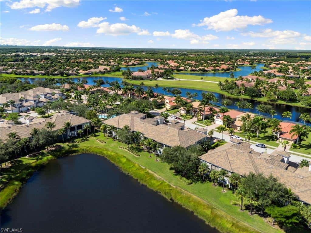 9224 Campanile Cir #101, Naples, photo 33