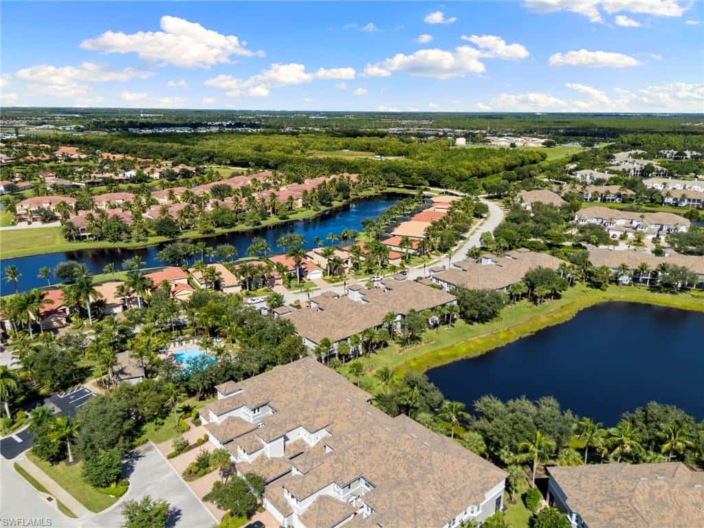 9224 Campanile Cir #101, Naples, photo 35