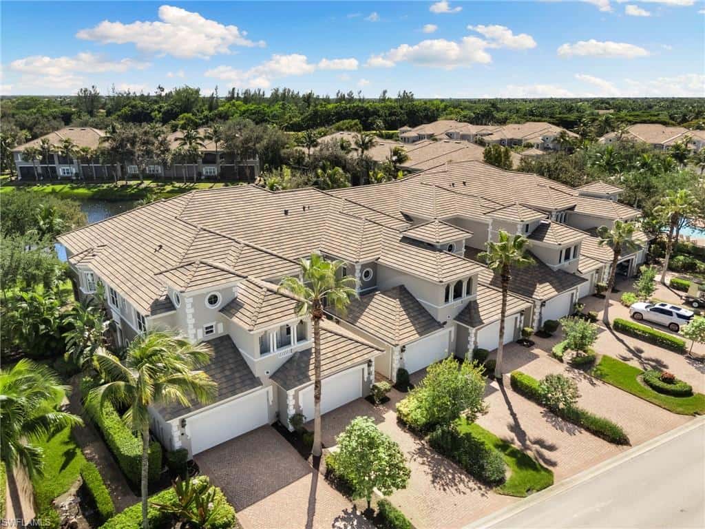 9224 Campanile Cir #101, Naples, photo 31