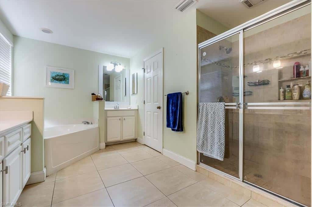 9230 Middle Oak Dr, Fort Myers, photo 15