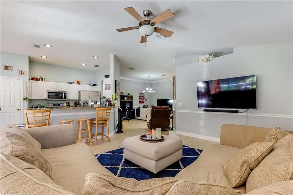 9230 Middle Oak Dr, Fort Myers, photo 9