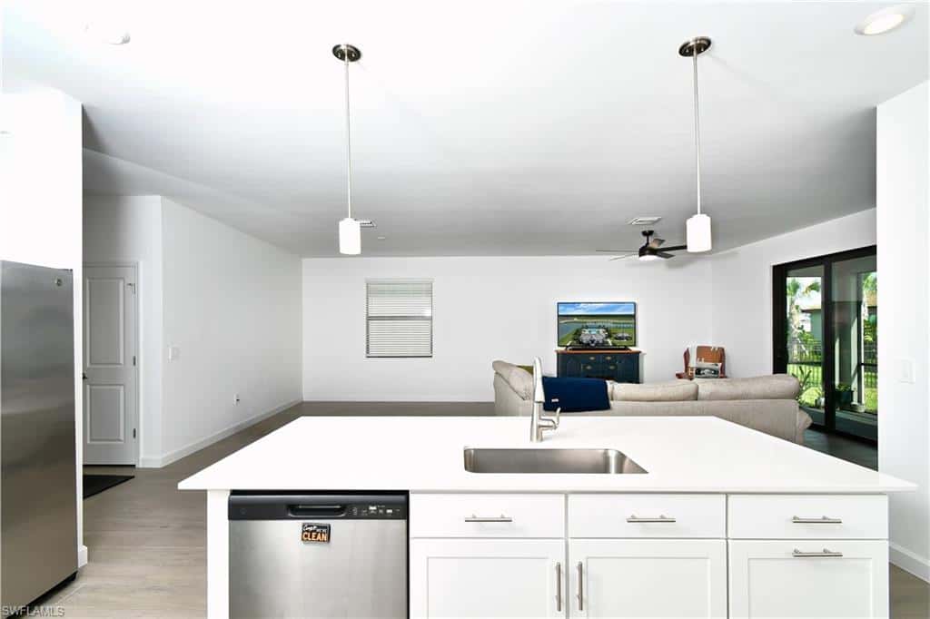19243 Gentry Pl, Estero, photo 9