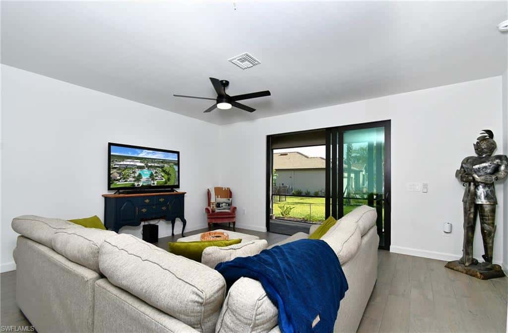 19243 Gentry Pl, Estero, photo 11