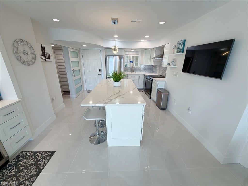 4895 Bonita Beach Rd #202, Bonita Springs, photo 5