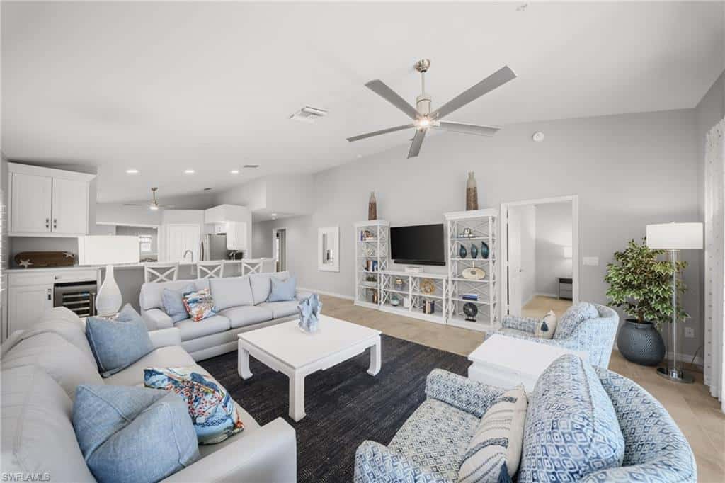 8520 Mystic Greens Way #406, Naples, photo 13