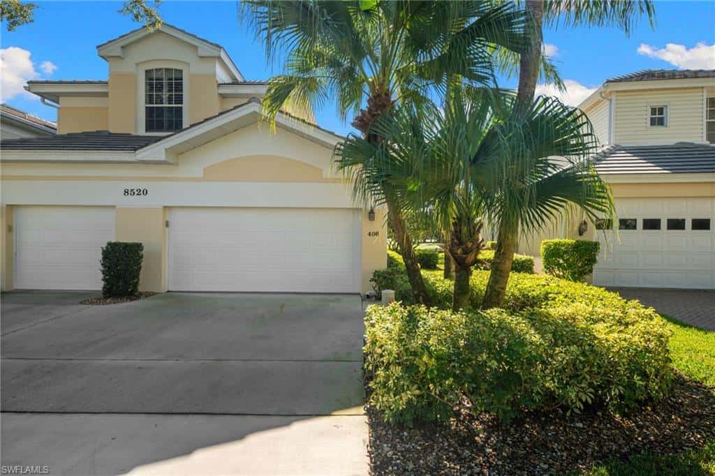 8520 Mystic Greens Way #406, Naples, photo 4