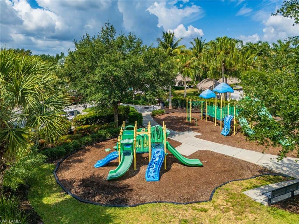 2271 Heydon Cir, Naples, photo 36