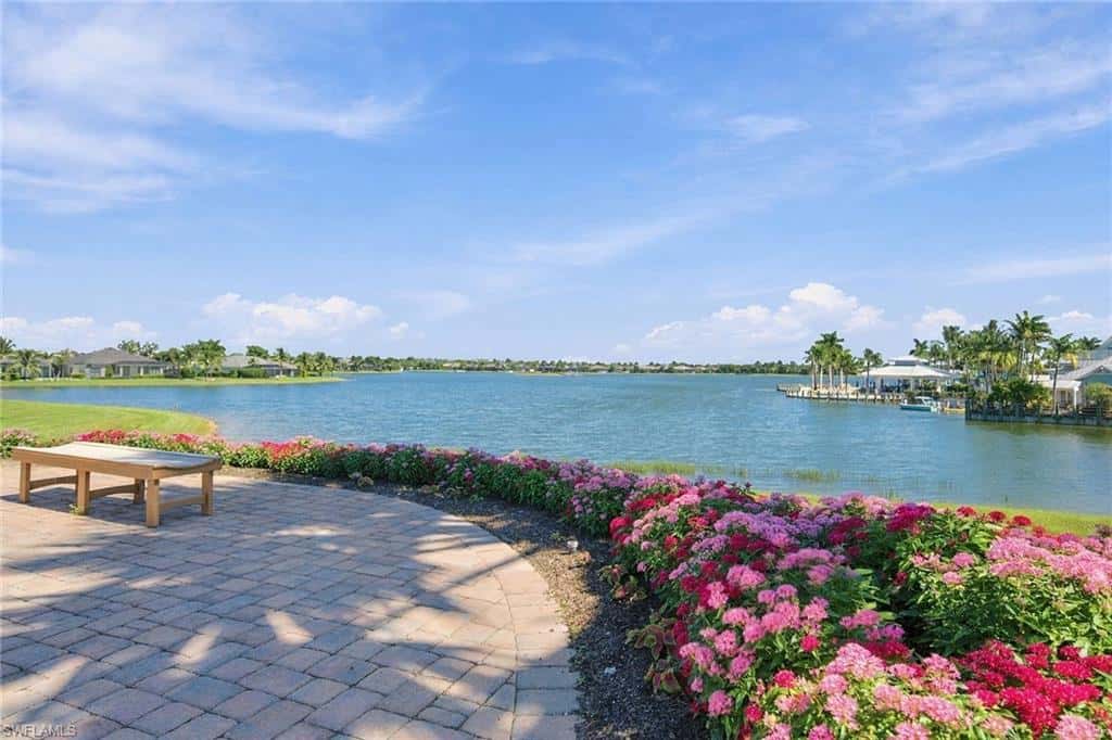 14943 Edgewater Cir, Naples, photo 42