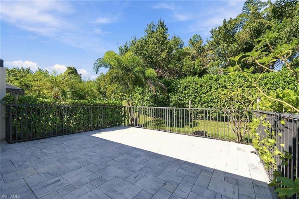 14943 Edgewater Cir, Naples, photo 24