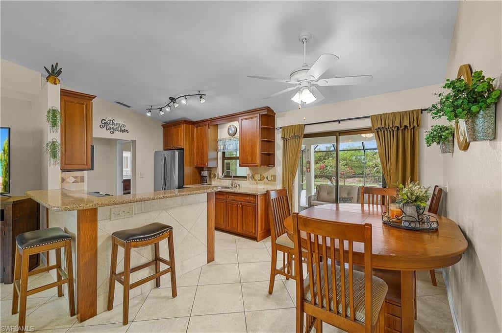 11553 Oakland Dr, Bokeelia, photo 7