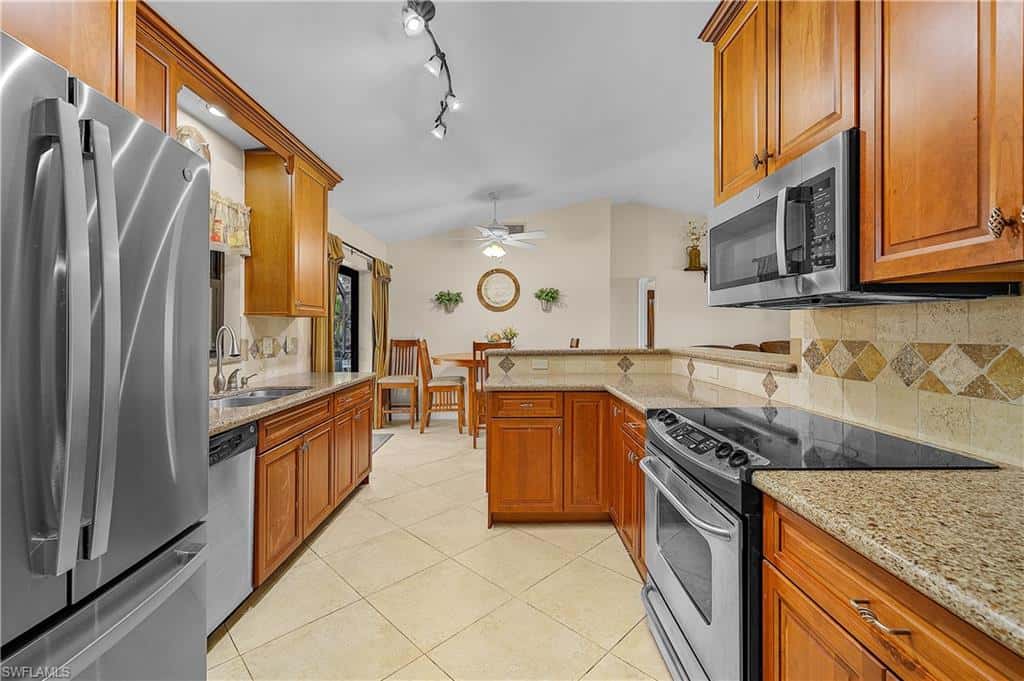 11553 Oakland Dr, Bokeelia, photo 11