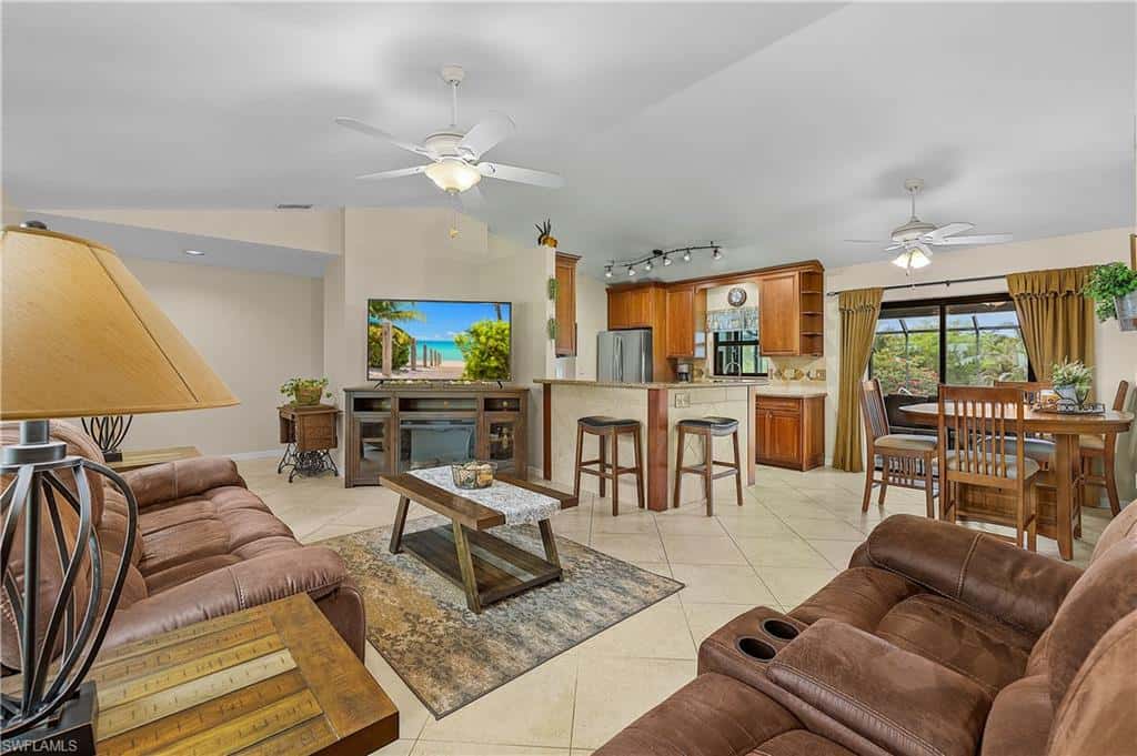 11553 Oakland Dr, Bokeelia, photo 8
