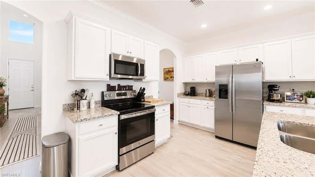 14534 Cantabria Dr, Fort Myers, photo 7