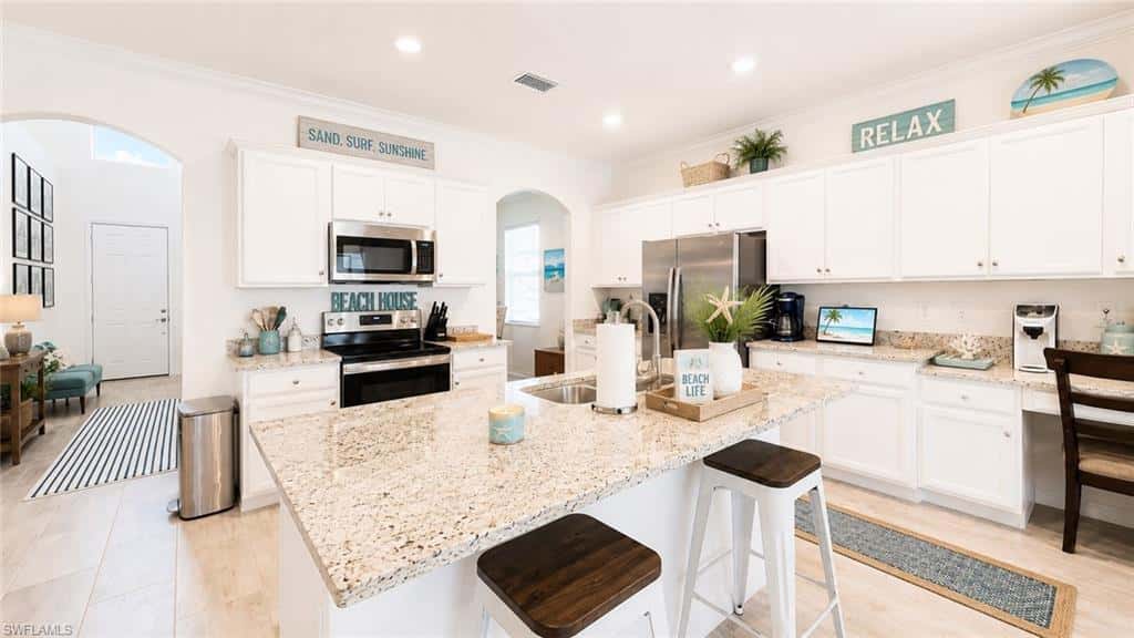 14534 Cantabria Dr, Fort Myers, photo 5