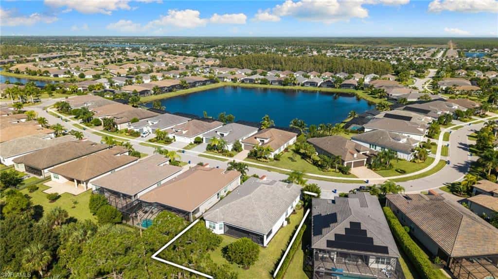 16657 Calistoga Dr, Bonita Springs, photo 39