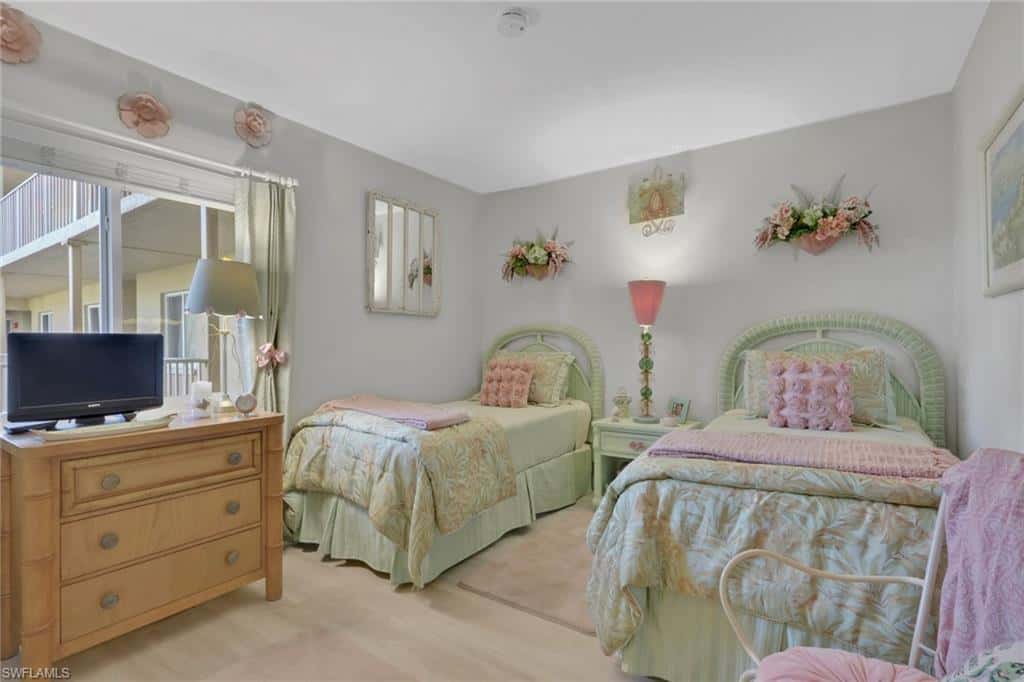 1075 Foxfire Ln #209, Naples, photo 24