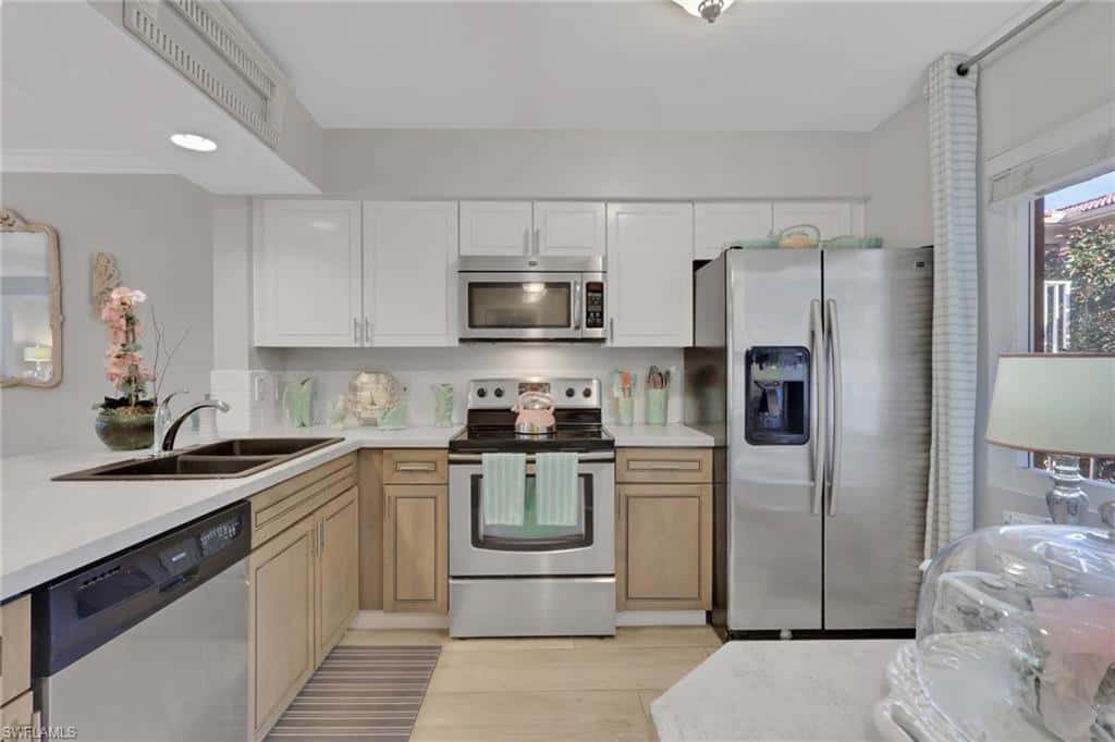 1075 Foxfire Ln #209, Naples, photo 8