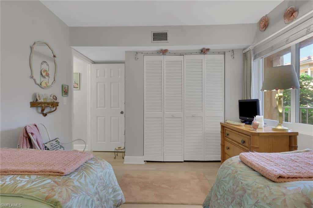 1075 Foxfire Ln #209, Naples, photo 25