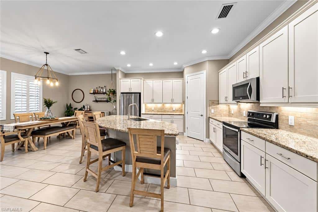 12702 Astor Pl, Fort Myers, photo 13