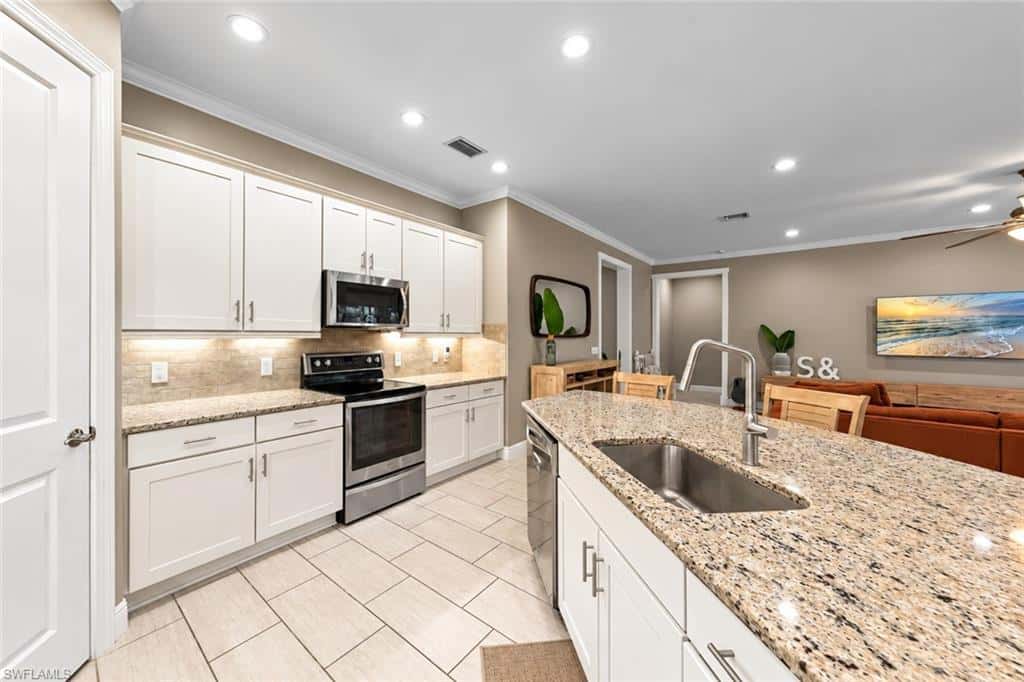12702 Astor Pl, Fort Myers, photo 14
