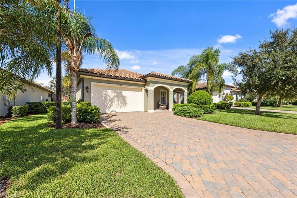 12702 Astor Pl, Fort Myers, photo 35
