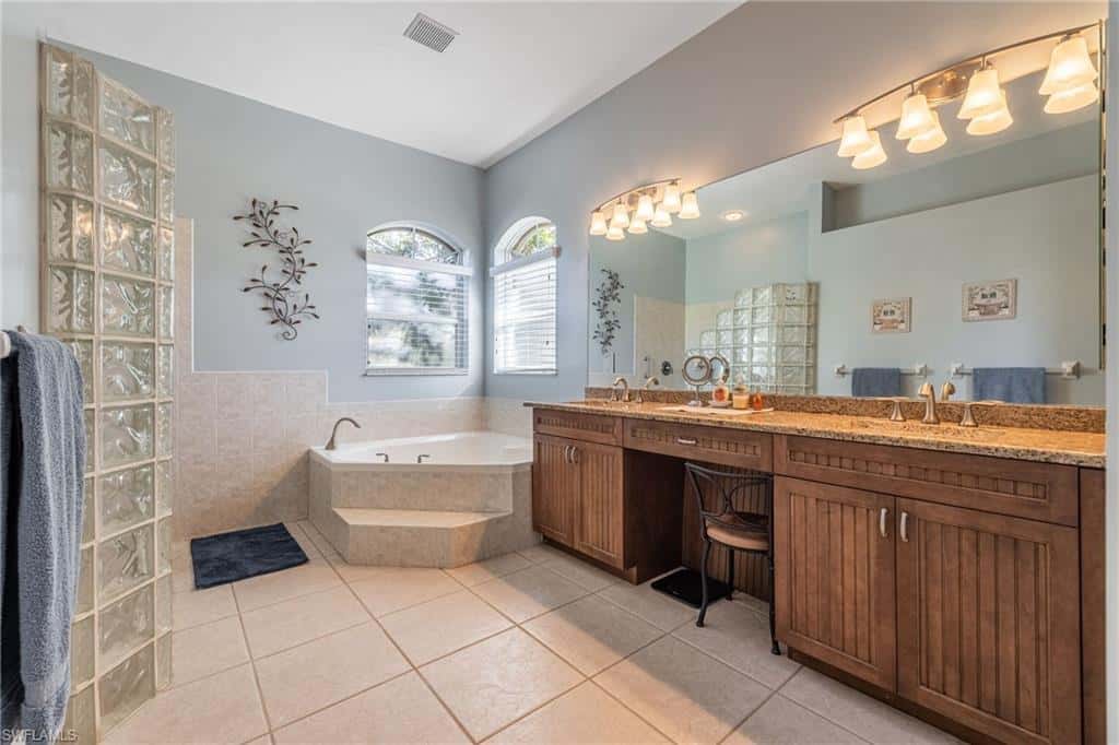 18839 Baseleg Ave, North Fort Myers, photo 22