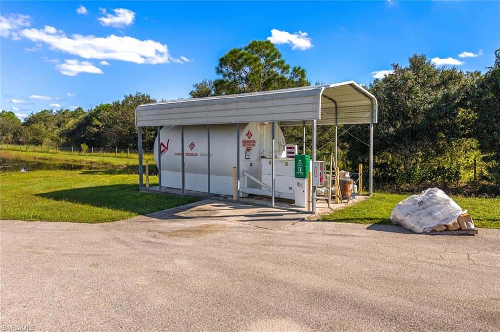 18839 Baseleg Ave, North Fort Myers, photo 36