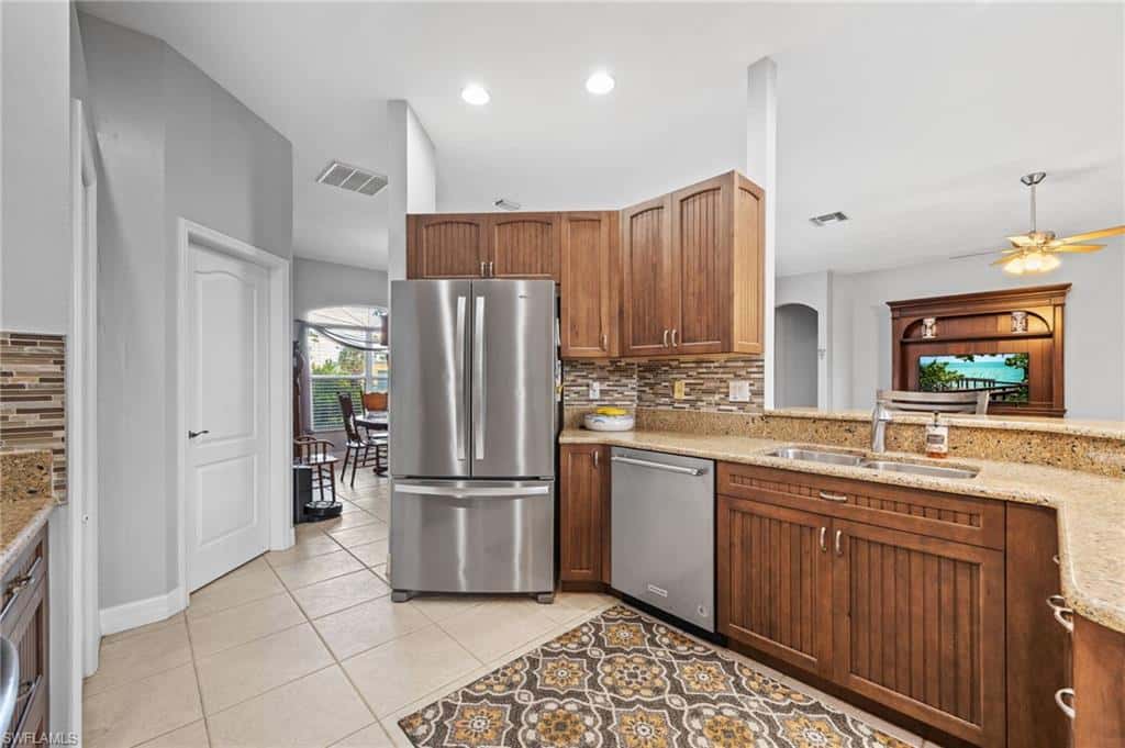 18839 Baseleg Ave, North Fort Myers, photo 18