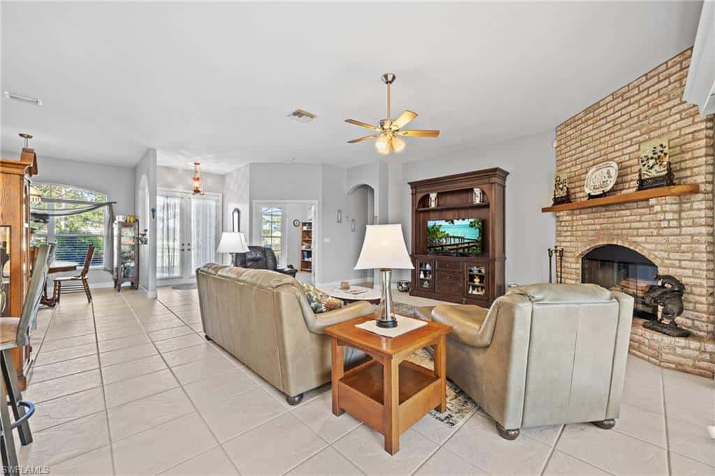 18839 Baseleg Ave, North Fort Myers, photo 8